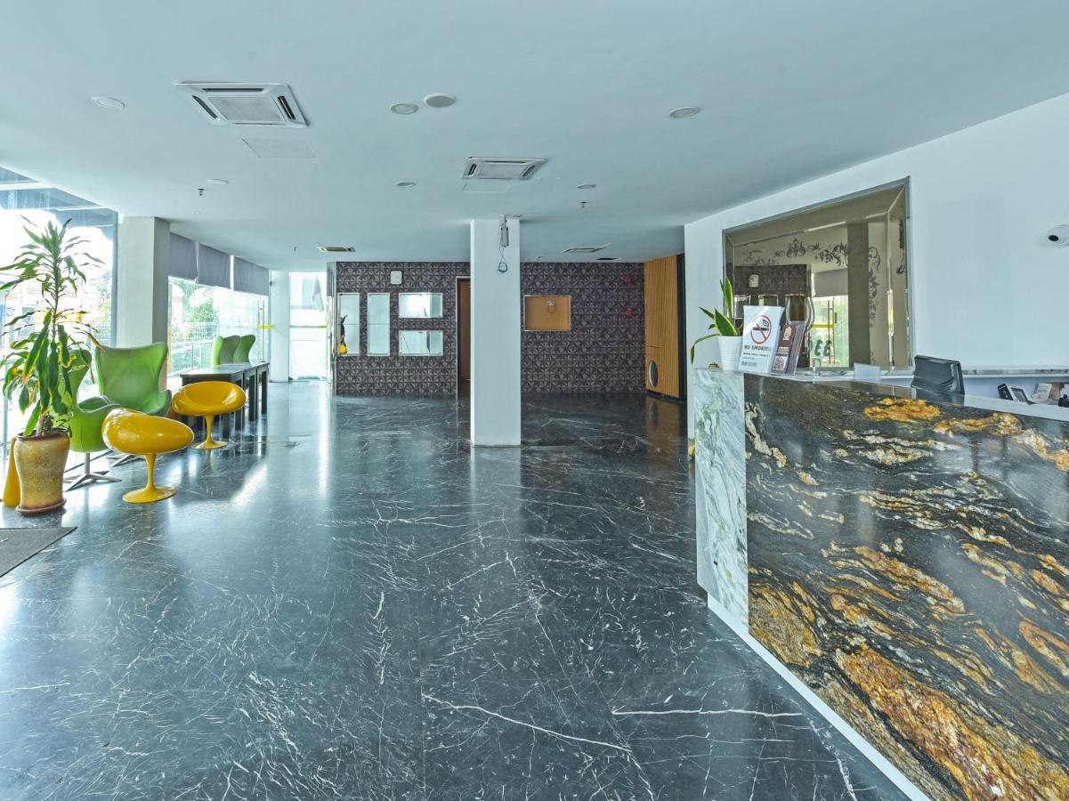 Capital O 90130 Sawadee Hotel Johor Bahru Luaran gambar
